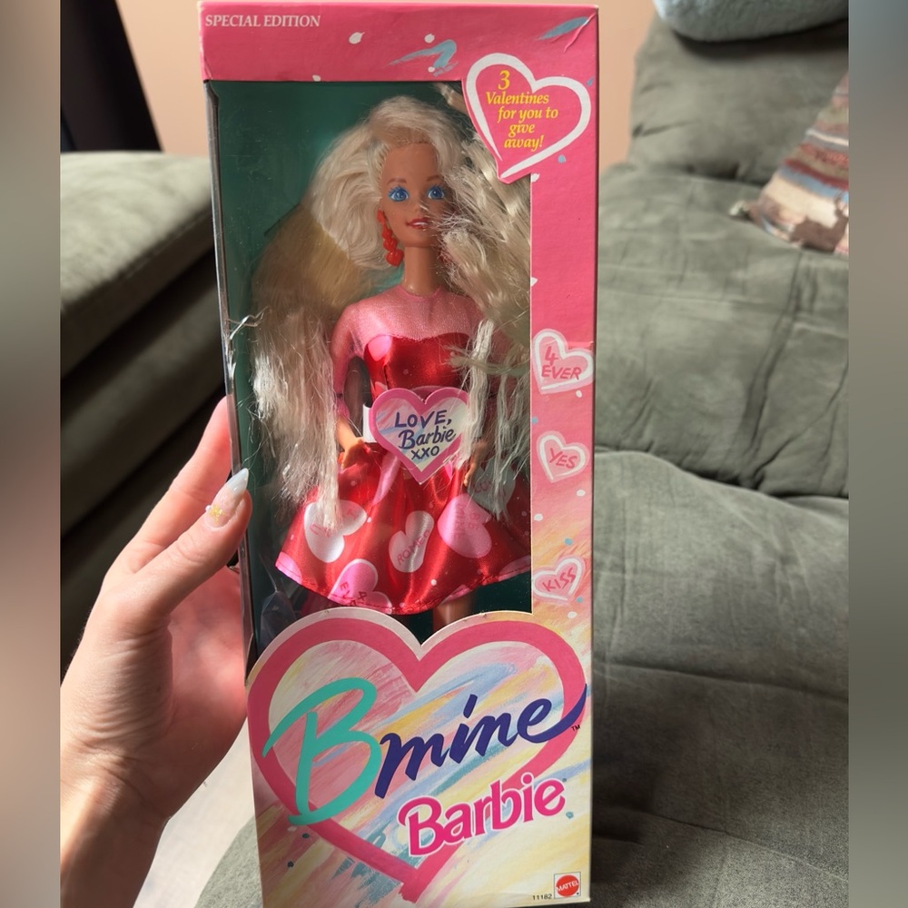 Barbie Doll B Mine Special Edition 1993 Vintage Sweet Heart Dress Valentine New